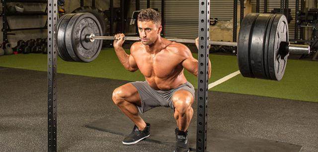 深蹲不掌握这5点别说训练没效果,深蹲每天做有什么影响吗