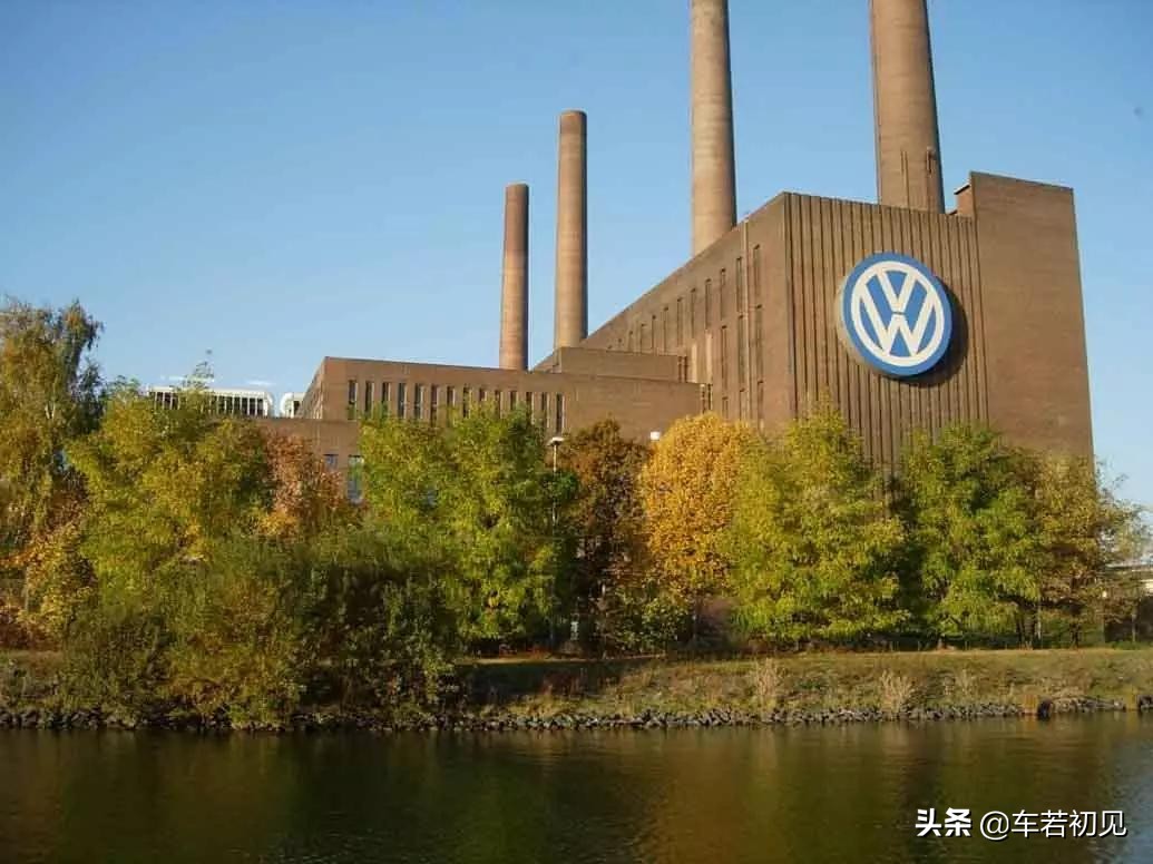 新2022款大众高尔夫8黑武士,大众高尔夫8代改件