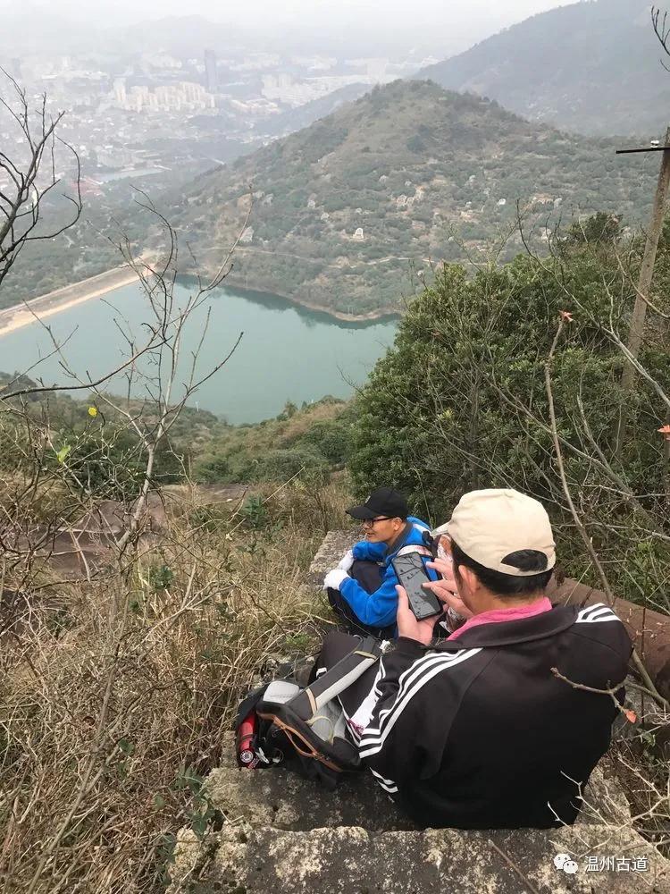 安静的尖叫,寂静的尖叫