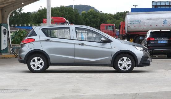 25万买家用车选这3款不会吃亏,家用看这2款车就够了