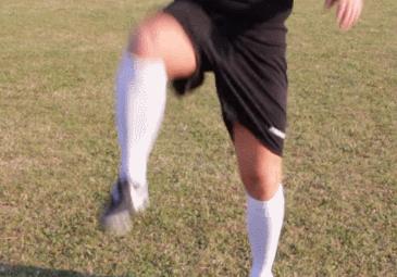 停球高空球,地滚球低平球高空球