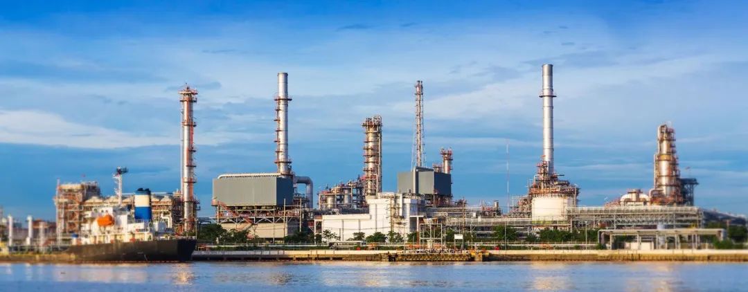 染料龙头上市公司,半年报预增400%的上市公司