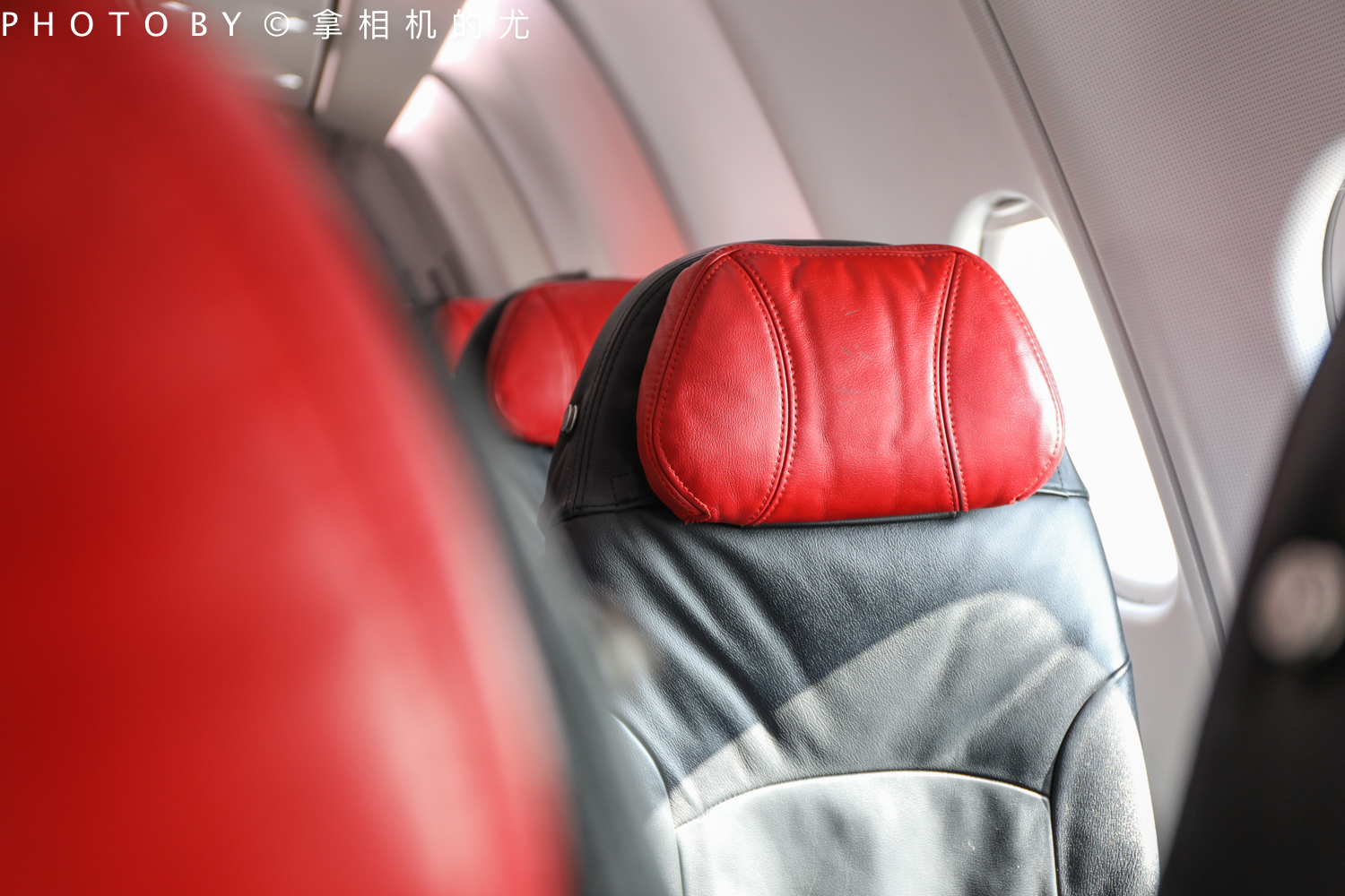 几百块机票飞香港,几百块钱飞机