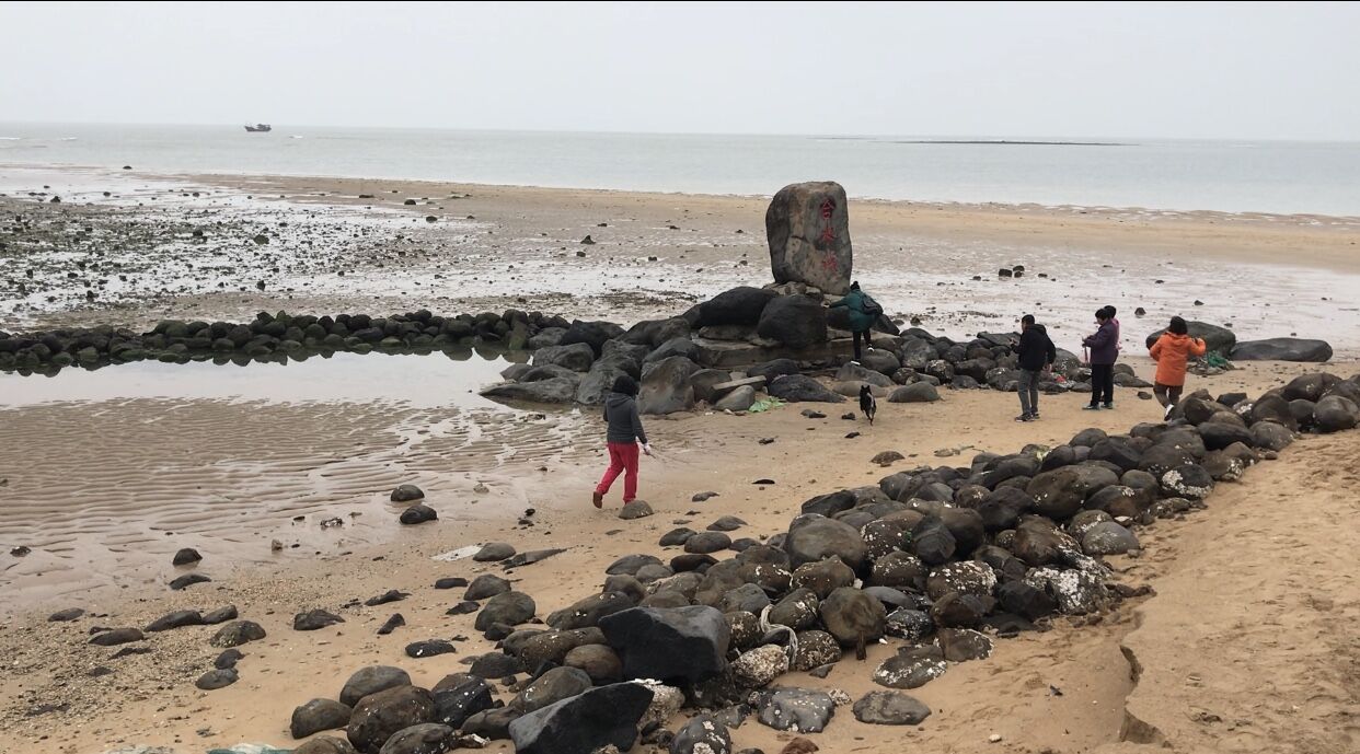 再说房车人是咋算账的；1212房车旅行车的事很担心；赶海