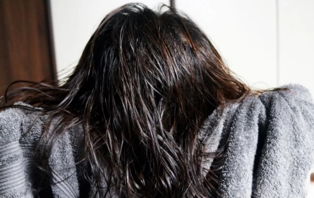 简单吹干女生的头发教程,吹干头发技巧女