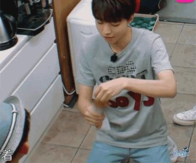 What|王俊凯和小罗伯特·唐尼是一个幼稚园毕业的??