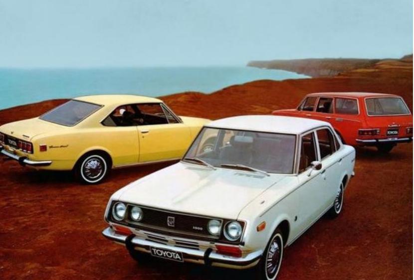 一汽丰田锐志汽车经典情怀老车,一汽丰田锐志2.5v尊锐版