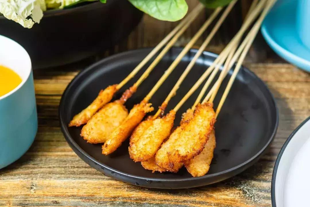 辽宁大姐秘制麻辣拌,东北女孩卖东北麻辣拌