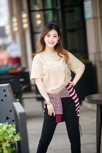 神秘团女团长,神秘女子天团