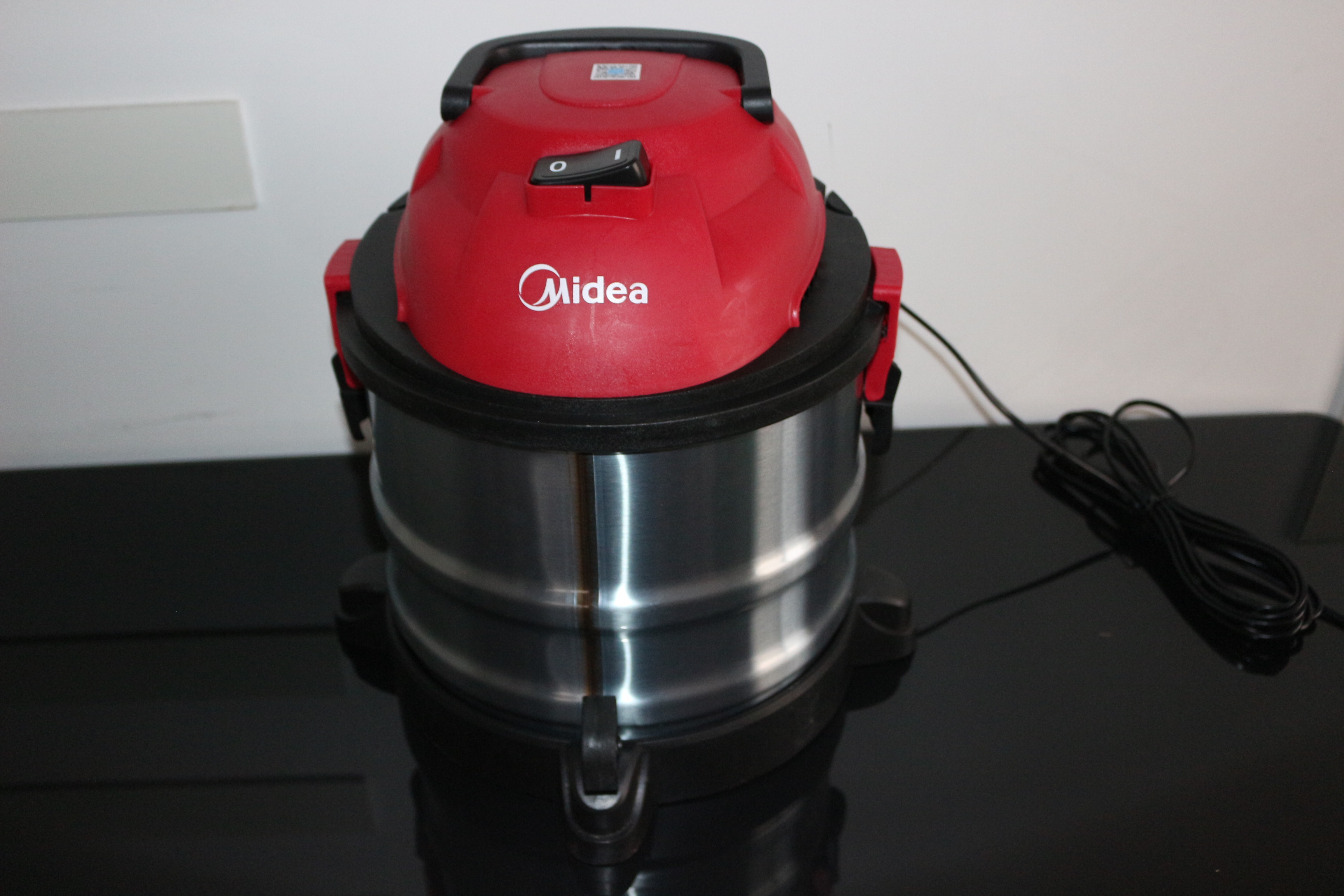 美的吸尘器性价比最高的一款,美的吸尘器家用销量第一名