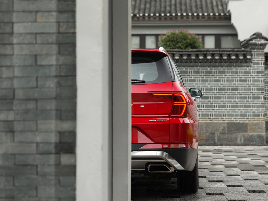 第四代胜达优惠8万,2023款现代胜达旅行家与汉兰达