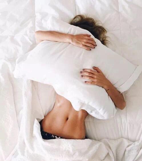 没见过世面的人爱发朋友圈,发什么朋友圈让人感到你见过世面