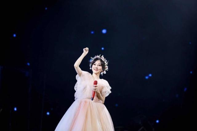 冯提莫5000万签约b站,冯提莫签约费多少万