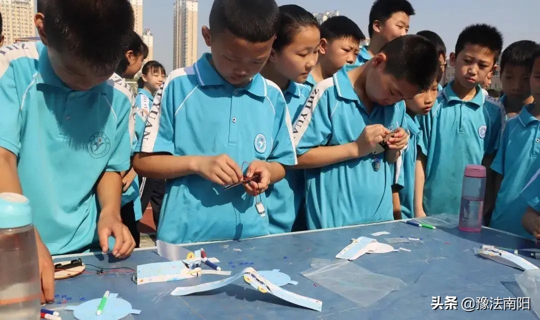 建党百年学校组织的迎七一活动,邓州市庆祝建党100周年活动选拔赛