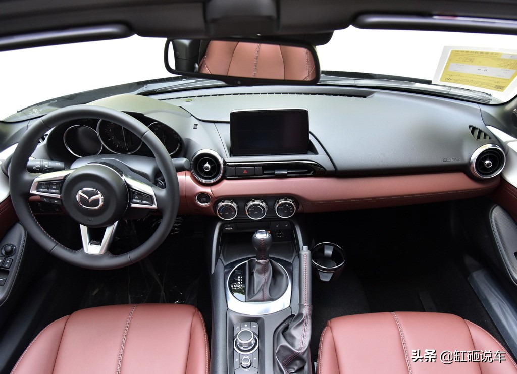 马自达3黑武士敞篷,马自达mx-5miata敞篷跑车2021款