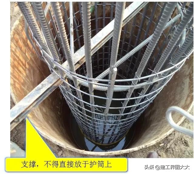 打桩塌孔原因,桩基钢筋笼变形怎么处理