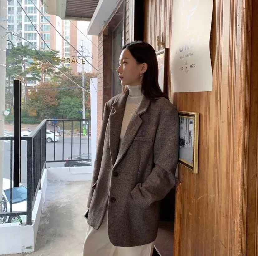 中长款大衣怎么穿显高,显高显瘦显腿长的大衣