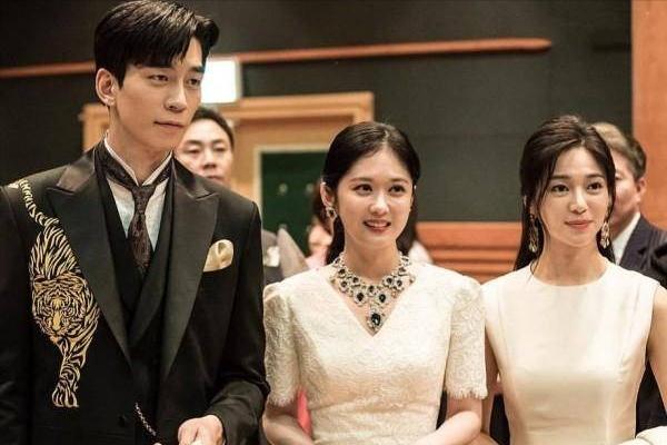 “刁蛮公主”张娜拉,献歌奥运,误谈圈钱被封杀,40岁想嫁中国