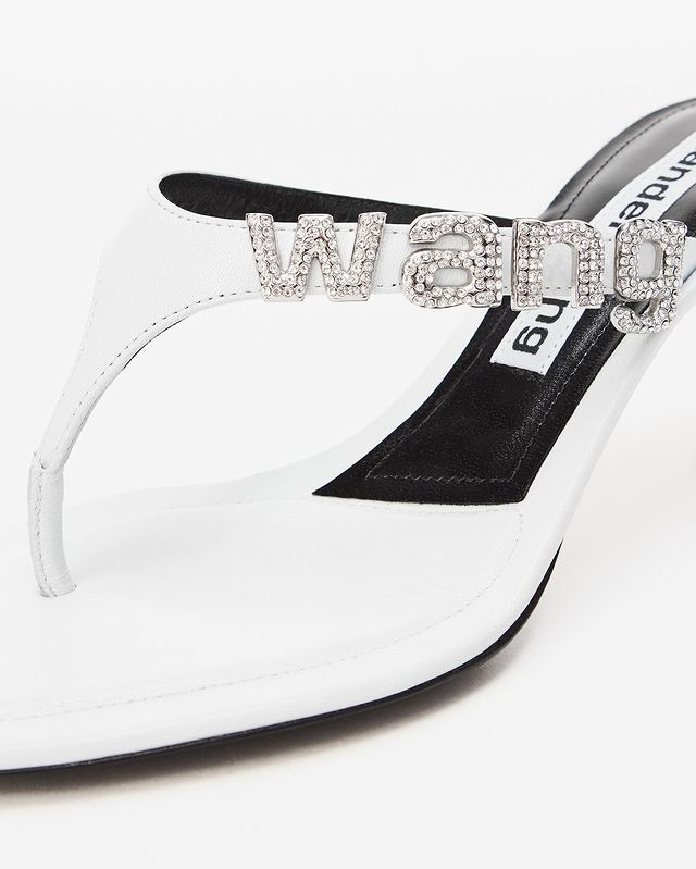 亚历山大王高跟鞋穿搭,亚历山大王经典高跟鞋