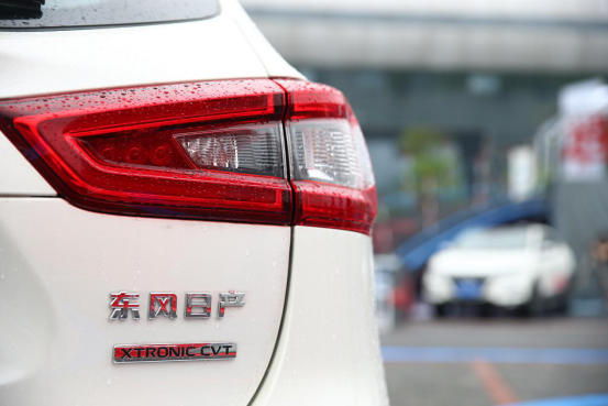 全新逍客2022款自动试驾视频,全新逍客上海车展