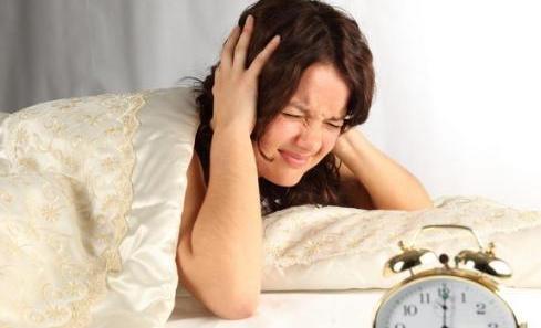 治疗失眠最有效的瑜伽动作,改善失眠多梦瑜伽操