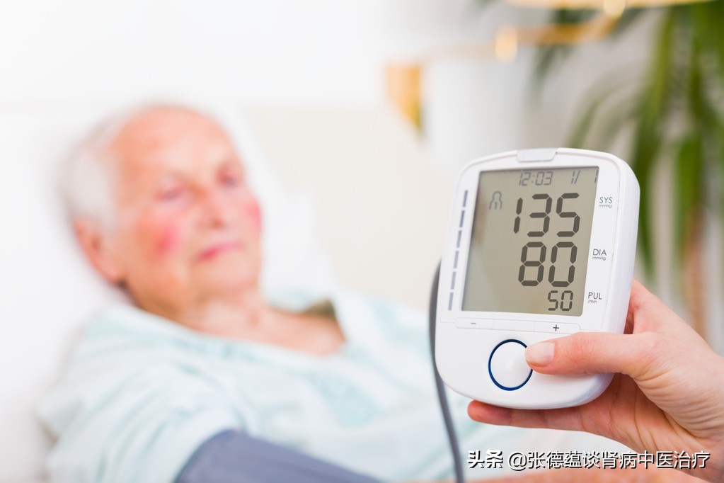 慢性肾功能不全能有什么症状,急性肾功能衰竭最常见的并发症是