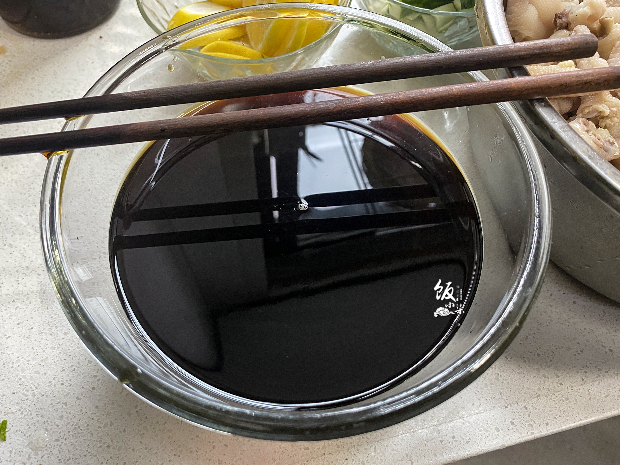 泡椒柠檬鸡爪无骨鸡爪的正宗做法,做泡椒鸡爪为什么汤凝固了