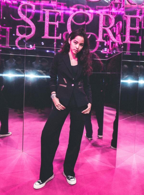 通勤气质西装三件套,通勤西装穿搭秋冬高级感男