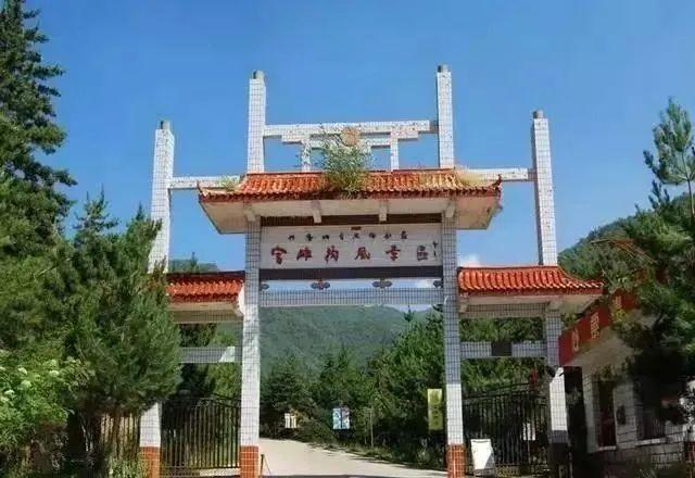 和平精英三选一哪个好看,和平三片和河西一片哪个更好