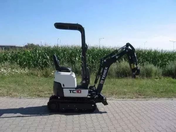 六型挖掘机,挖机市场最常见的几款挖掘机