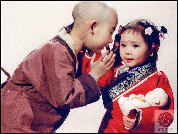 红楼梦十二位女性称为什么,红楼梦十二钗都有谁