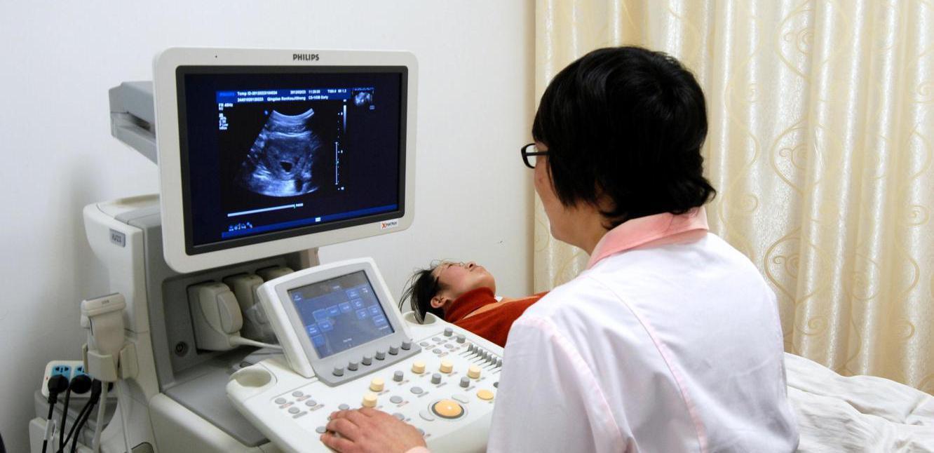 早期怀孕是做b超好还是阴超好,刚怀孕是抽血还是照b超