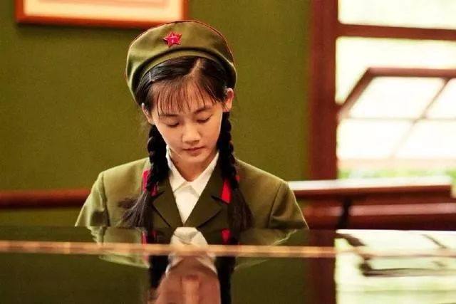 汤唯边笑边哭,汤唯流泪