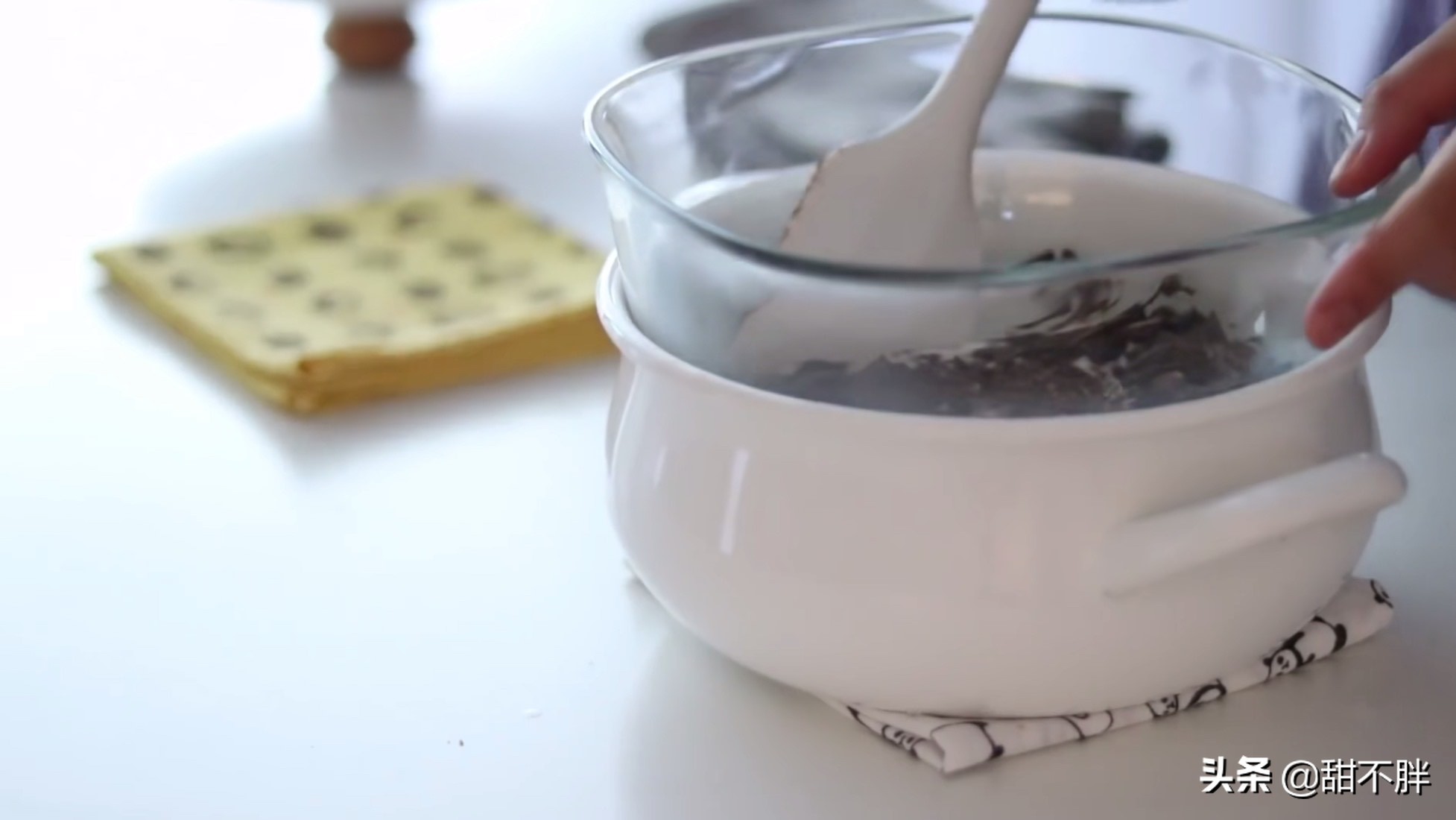 巧克力舒芙蕾甜品做法,巧克力舒芙蕾蛋糕做法视频