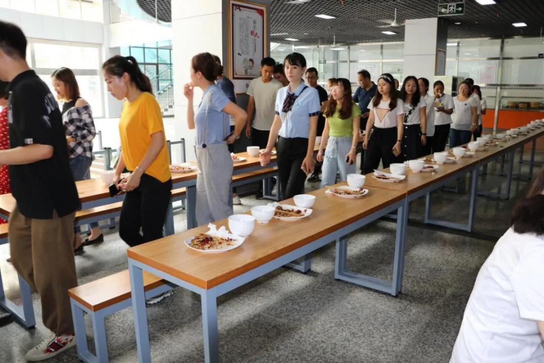 西安在高新区的大学,2020西安高新一中清华北大