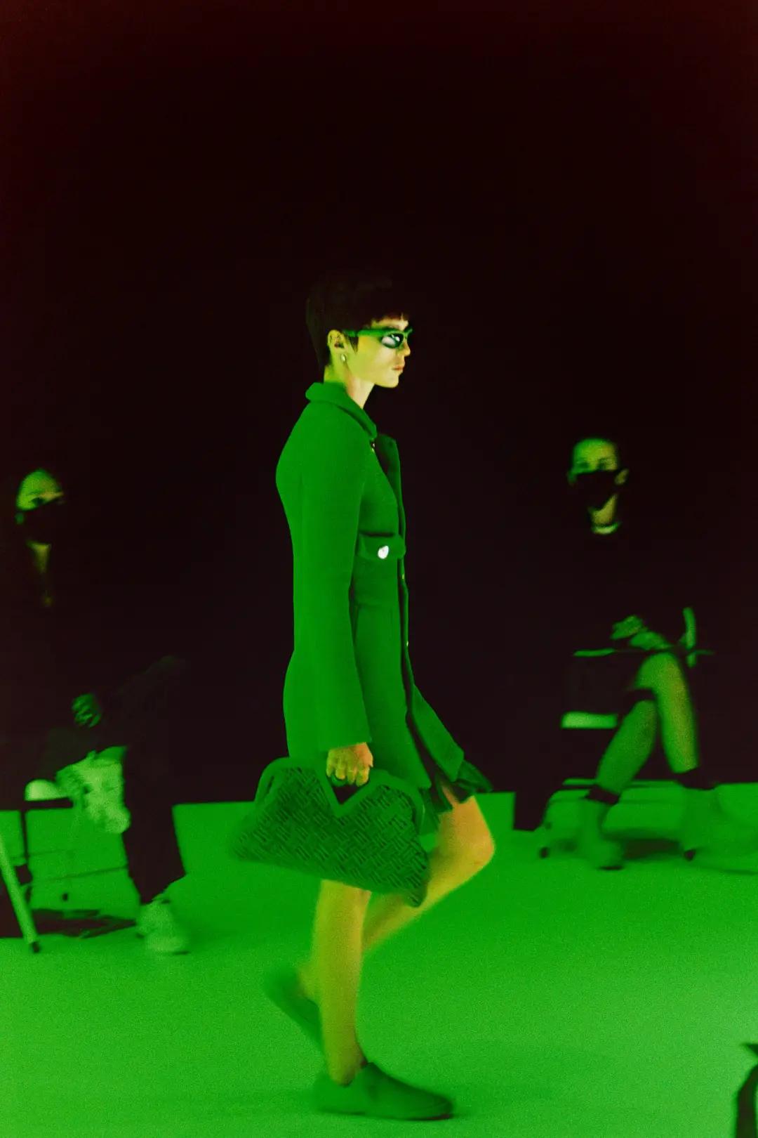 你们的买包事业又可以开始了