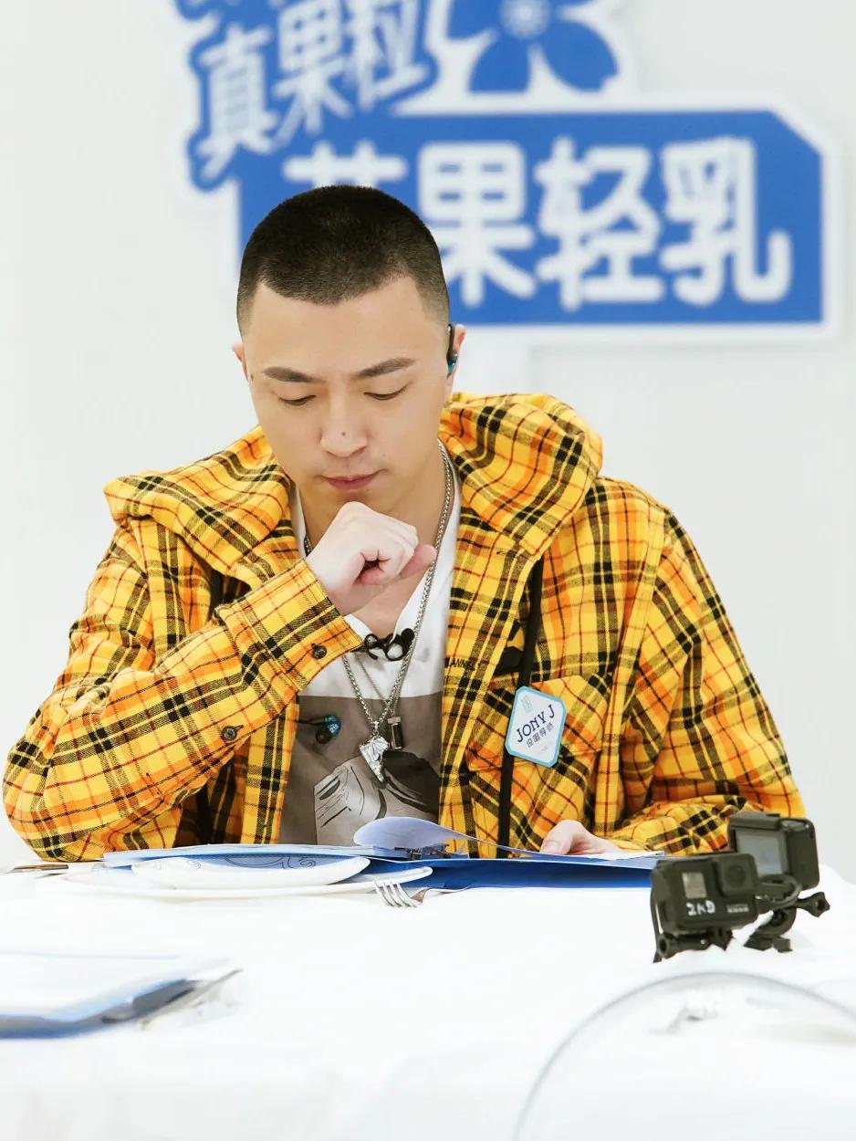 方便买||青你2除了种草漂亮妹妹，导师同款竟然也值得一看！