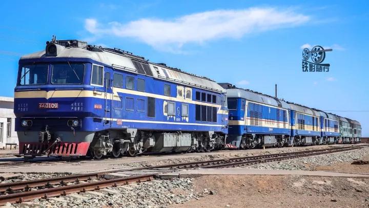 铁影|大漠铁魂——嘉策铁路运转记