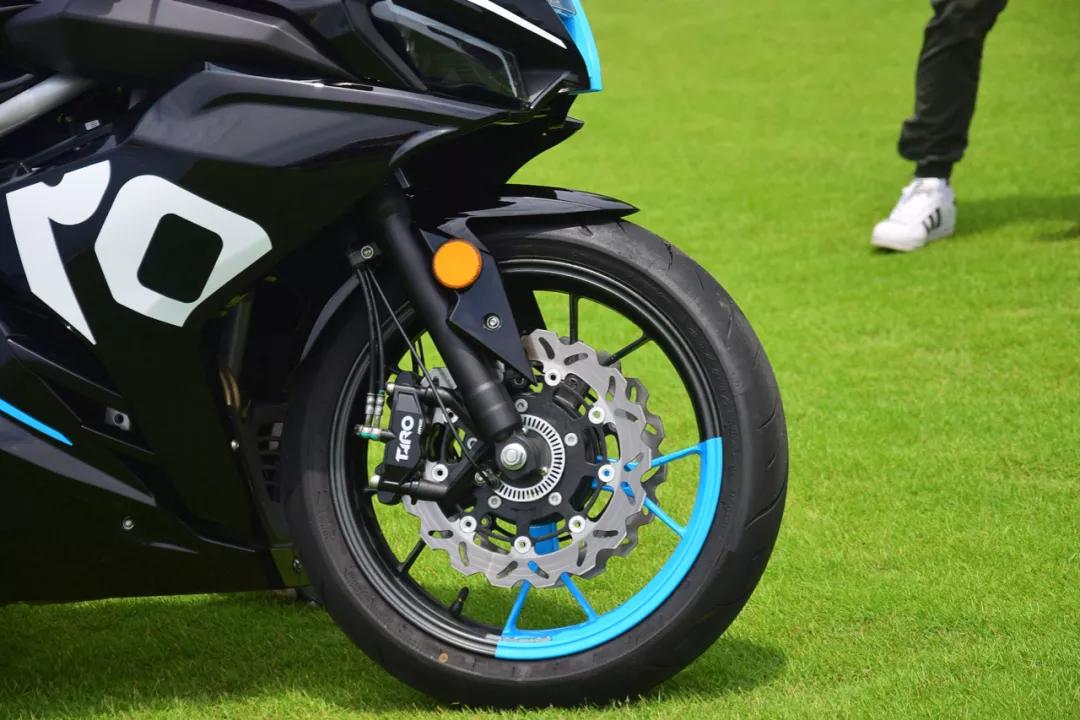 台荣250r最高马力,台荣双缸250cc