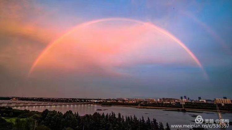 双彩虹映照下的绝美风景，洛阳奇特天象百年不遇