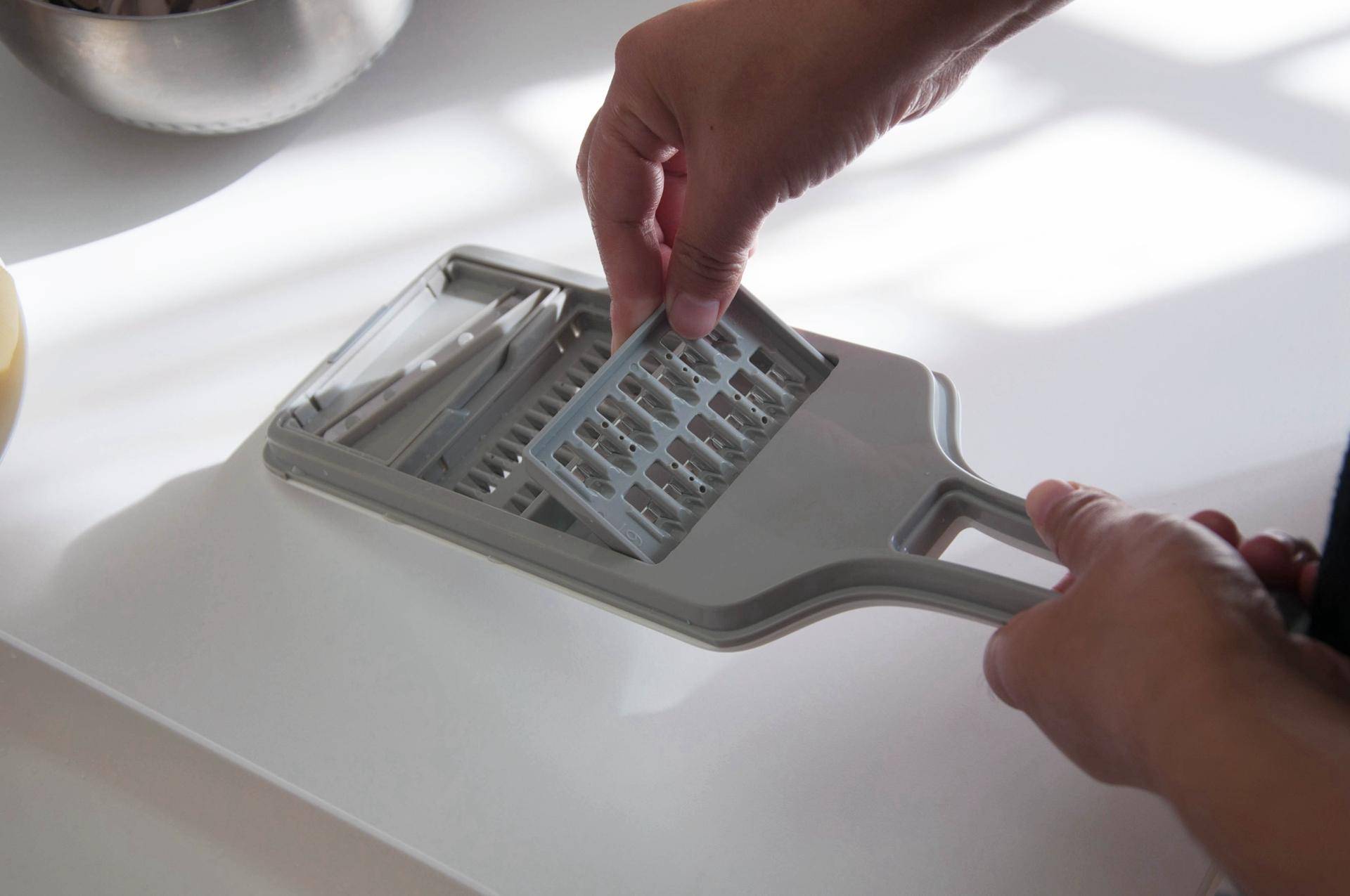 多功能切菜器厨房必备好物推荐,多功能不锈钢双面切菜板