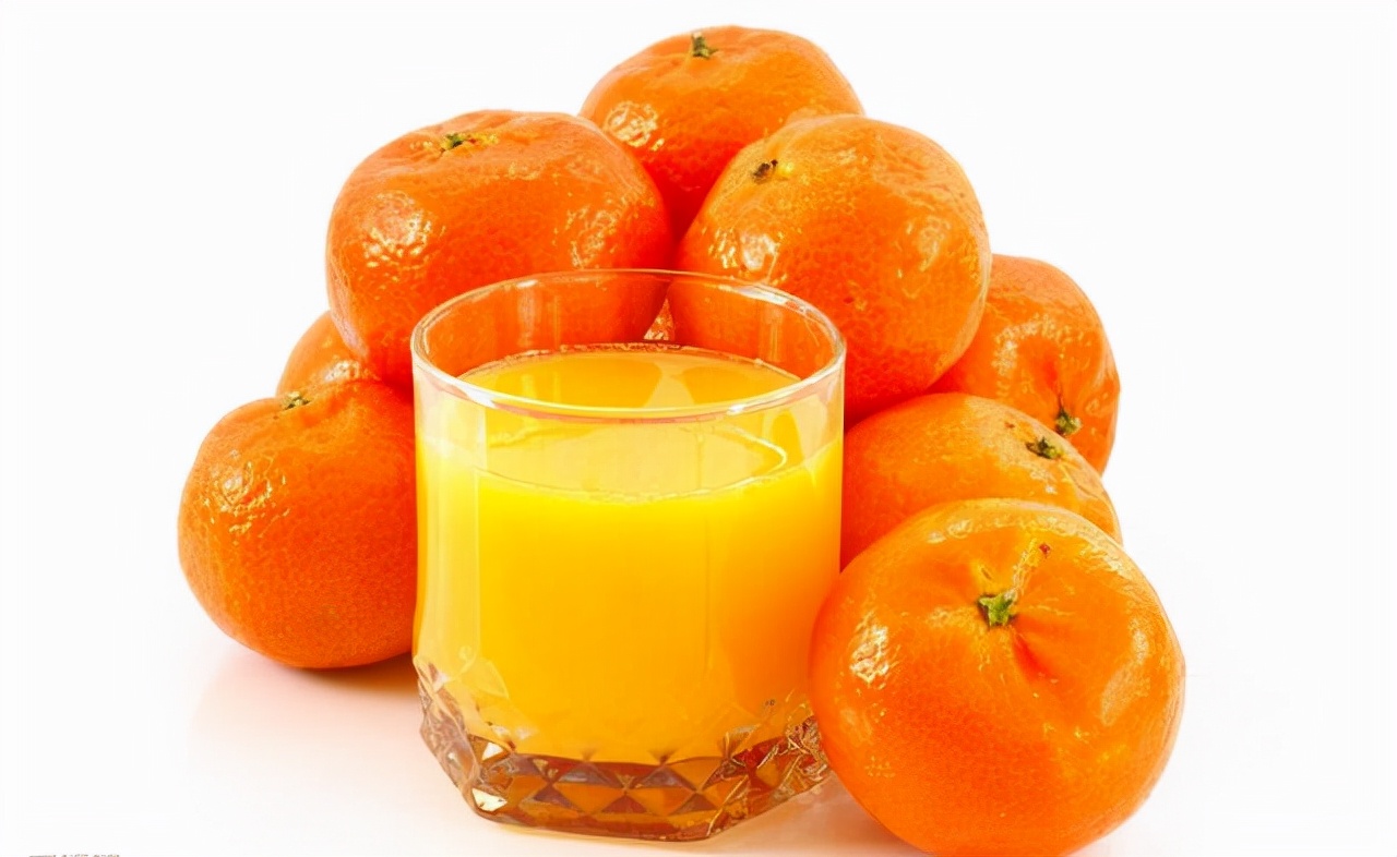 橘子发霉衣服被沾到怎么洗,橘子汁弄白衣服上怎么洗妙招