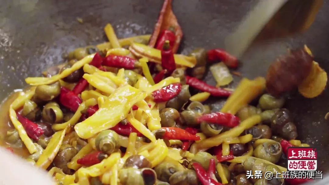 正宗柳州螺蛳粉汤底做法及配方,螺蛳粉好吃的吃法