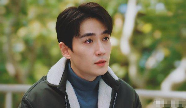 收视爆跌三成！《亲爱的自己》扑街原因，这一点最关键