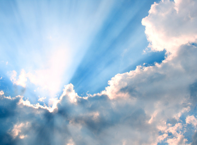 一位服役28年的老退转谈逐月的过渡性和对“神图”的研讨式批判