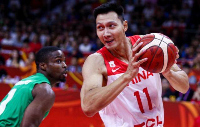 易建联三十二岁生活,易建联30岁