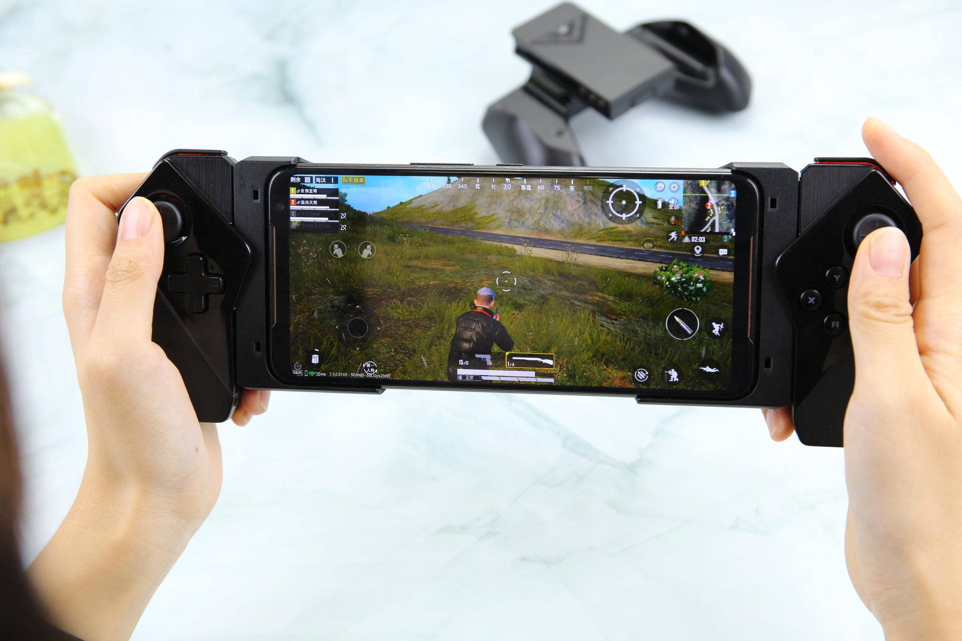 把手机变成手柄玩电脑游戏,把王者玩成火影是什么体验