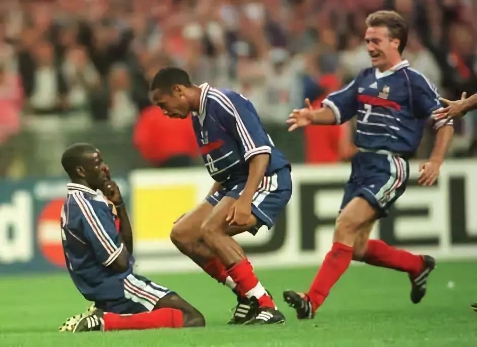 致球迷书：你好，这里是齐达内