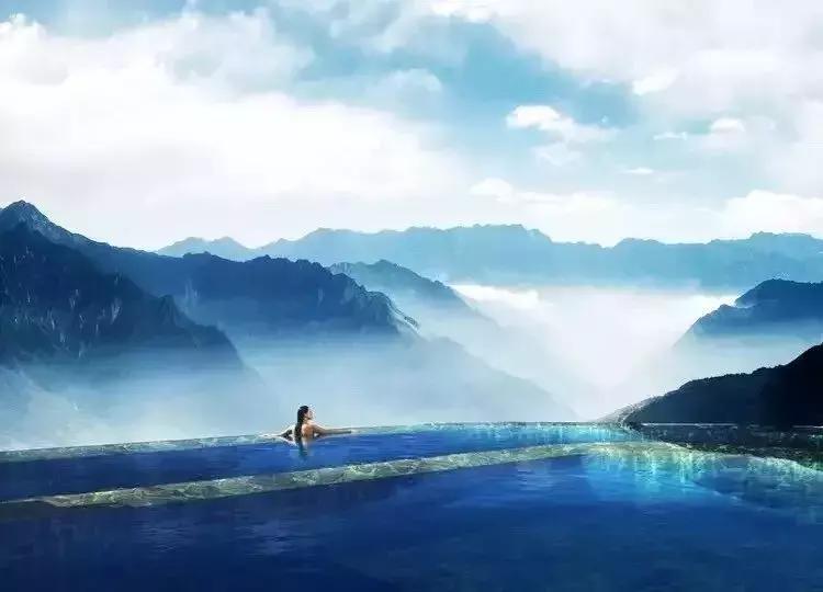 有一个地方，只有我们知道，此生不来会有遗憾仙境般的浮云牧场