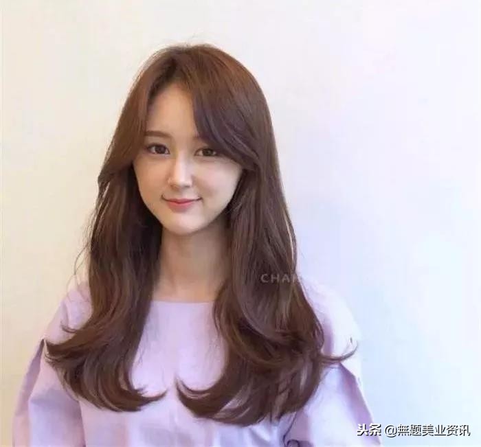 23年头发流行染什么颜色,头发颜色花了能染什么颜色